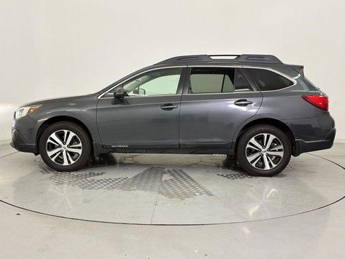 Magnetite Gray Metallic 2019 Subaru Outback 3.6R Limited