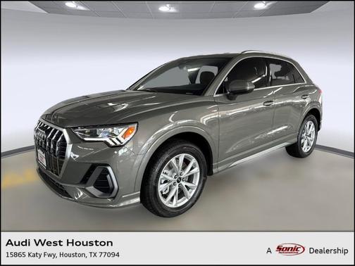 2025 Audi Q3 Premium 45 TFSI S line quattro Tiptronic