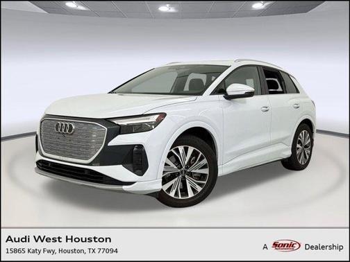 Glacier White Metallic 2023 Audi Q4 e-tron Premium Plus 40 RWD