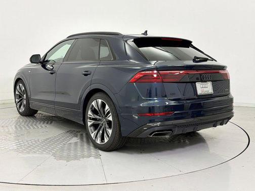 Waitomo Blue Metallic 2026 Audi Q8 55 Premium Plus
