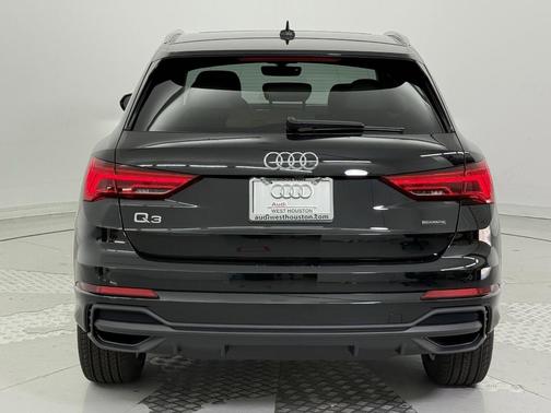 2025 Audi Q3 45 S line Premium Plus