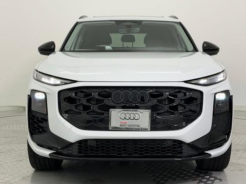 2026 Audi Q3 TFSI quattro S tronic