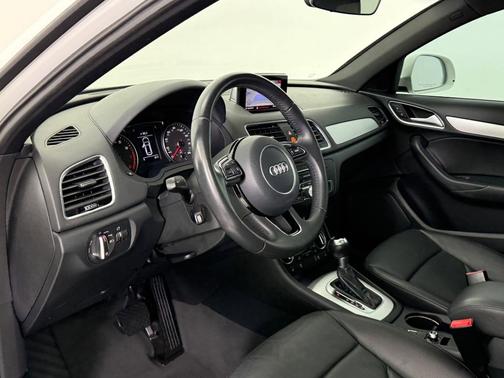 2018 Audi Q3 2.0T Premium