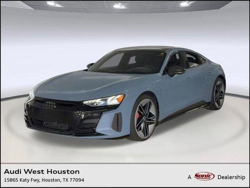 Kemora Gray Metallic 2022 Audi RS e-tron GT quattro