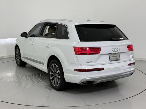 2017 Audi Q7 3.0T Premium