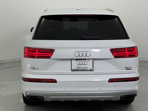 2017 Audi Q7 3.0T Premium