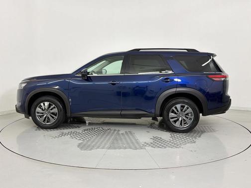 Deep Ocean Blue Pearl 2024 Nissan Pathfinder SV FWD