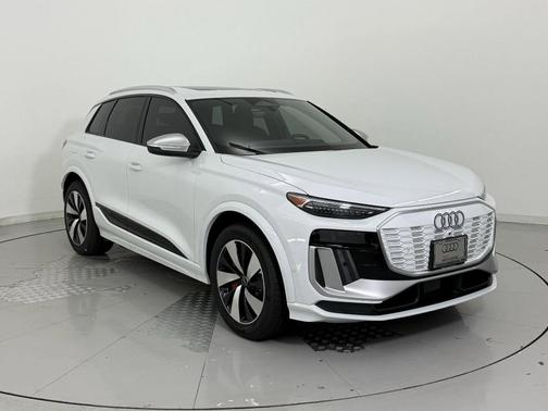 2025 Audi SQ6 e-tron Premium quattro