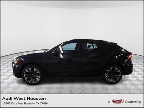 2025 Audi Q8 55 Premium Plus