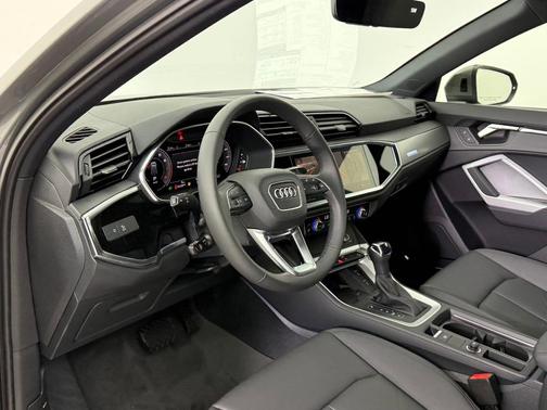 2025 Audi Q3 45 S line Premium Plus