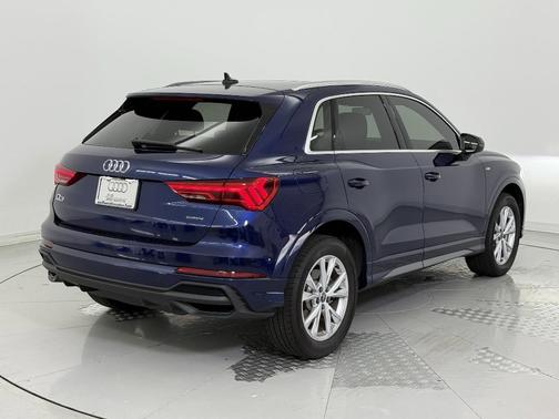 2023 Audi Q3 45 S line Premium Plus