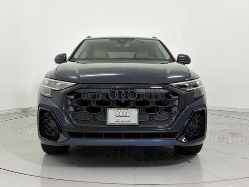 Waitomo Blue Metallic 2026 Audi Q8 55 Premium Plus