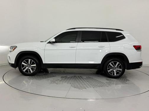 2023 Volkswagen Atlas 2.0T SE