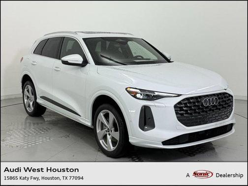 2025 Audi Q5 Premium Plus