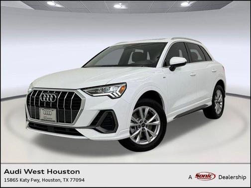 2025 Audi Q3 Premium 45 TFSI S line quattro Tiptronic