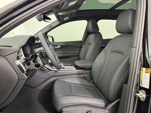 2026 Audi Q7 55 Premium Plus