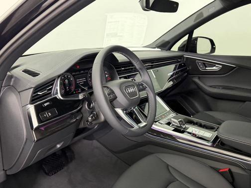 2026 Audi Q7 55 Premium Plus