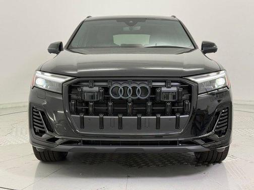 2026 Audi Q7 55 Premium Plus