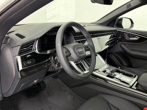 2026 Audi Q8 55 Premium Plus