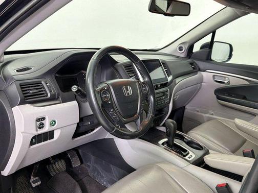 Crystal Black Pearl 2016 Honda Pilot EX-L