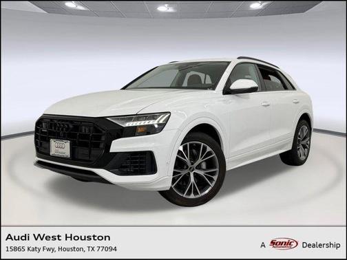 2023 Audi Q8 55 Premium