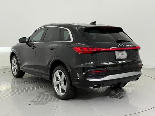 2025 Audi Q5 Premium Plus