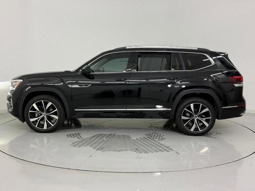 2025 Volkswagen Atlas 2.0T SEL Premium R-Line 4MOTION