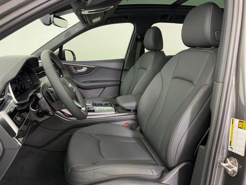2026 Audi Q7 55 Premium Plus