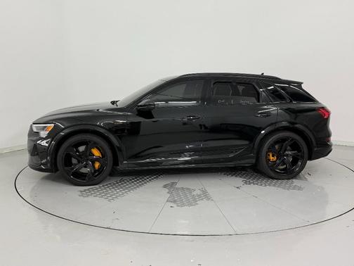 2023 Audi e-tron S Prestige quattro