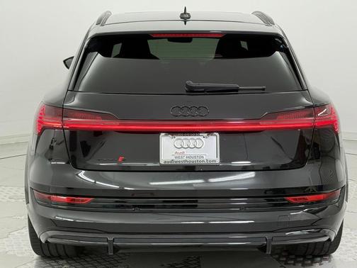 2023 Audi e-tron S Prestige quattro