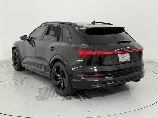 2023 Audi e-tron S Prestige quattro