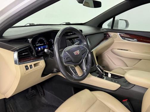 2019 Cadillac XT5 Premium Luxury