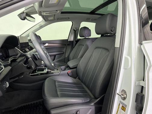 White 2023 Audi Q5 45 S line Premium Plus