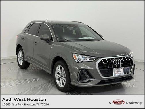 2025 Audi Q3 Premium 45 TFSI S line quattro Tiptronic