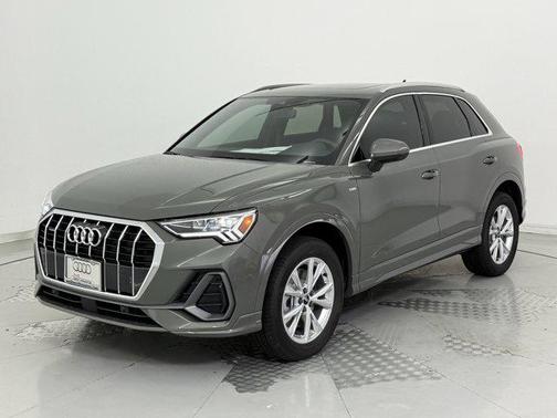 2025 Audi Q3 Premium 45 TFSI S line quattro Tiptronic
