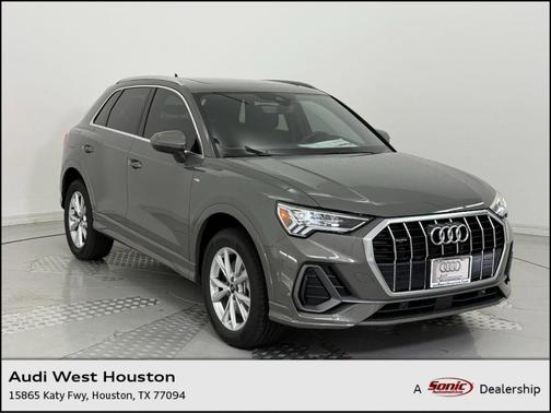 2025 Audi Q3 Premium 45 TFSI S line quattro Tiptronic