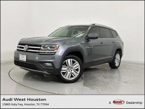 Platinum Gray Metallic 2019 Volkswagen Atlas 3.6L SE w/Technology