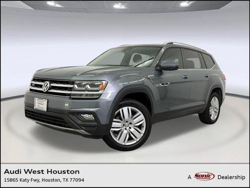 Platinum Gray Metallic 2019 Volkswagen Atlas 3.6L SE w/Technology