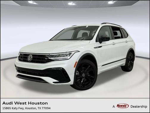 2024 Volkswagen Tiguan 2.0T SE R-Line Black