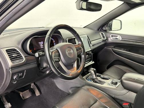 Diamond Black Crystal Pearlcoat 2020 Jeep Grand Cherokee Limited