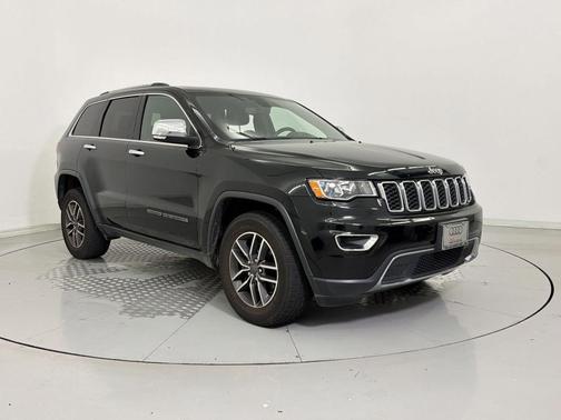 Diamond Black Crystal Pearlcoat 2020 Jeep Grand Cherokee Limited