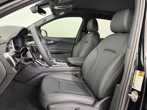 2026 Audi Q7 55 Premium Plus