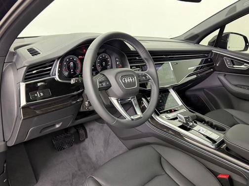 2026 Audi Q7 55 Premium Plus