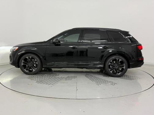 2026 Audi Q7 55 Premium Plus
