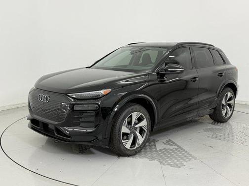2025 Audi Q6 e-tron Premium Plus quattro