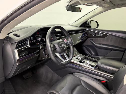 2021 Audi Q8 55 Prestige