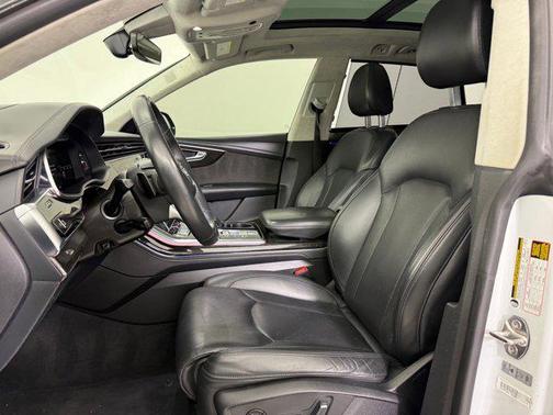 2021 Audi Q8 55 Prestige