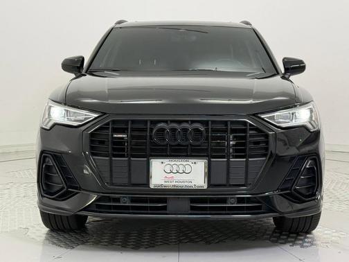 2023 Audi Q3 Premium 45 TFSI S line quattro Tiptronic