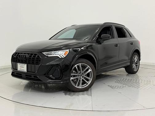 2023 Audi Q3 Premium 45 TFSI S line quattro Tiptronic