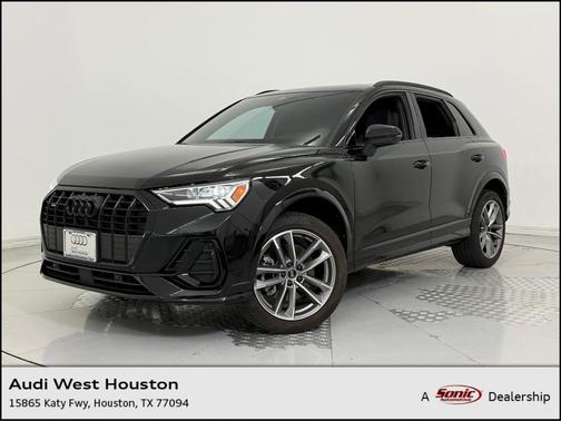 2023 Audi Q3 Premium 45 TFSI S line quattro Tiptronic